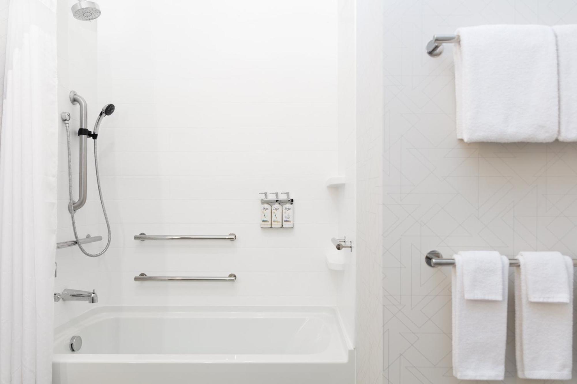 Holiday Inn Express Hotel & Suites Sanford By Ihg Luaran gambar