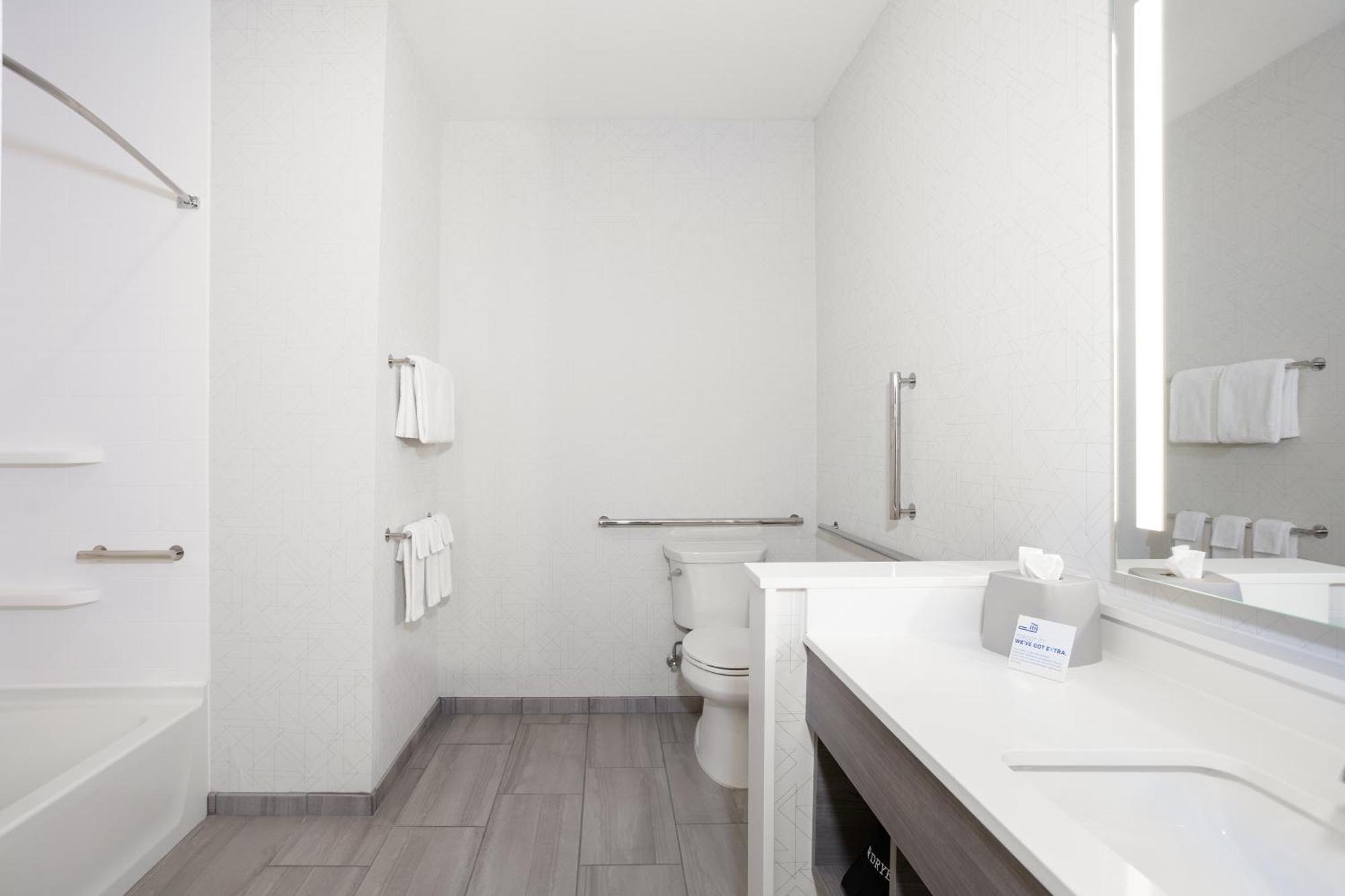 Holiday Inn Express Hotel & Suites Sanford By Ihg Luaran gambar