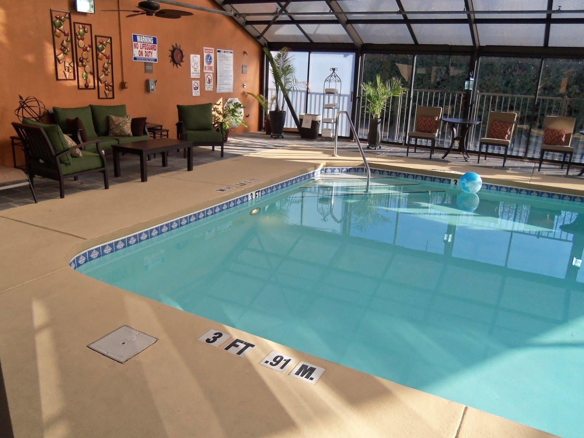 Holiday Inn Express Hotel & Suites Sanford By Ihg Luaran gambar