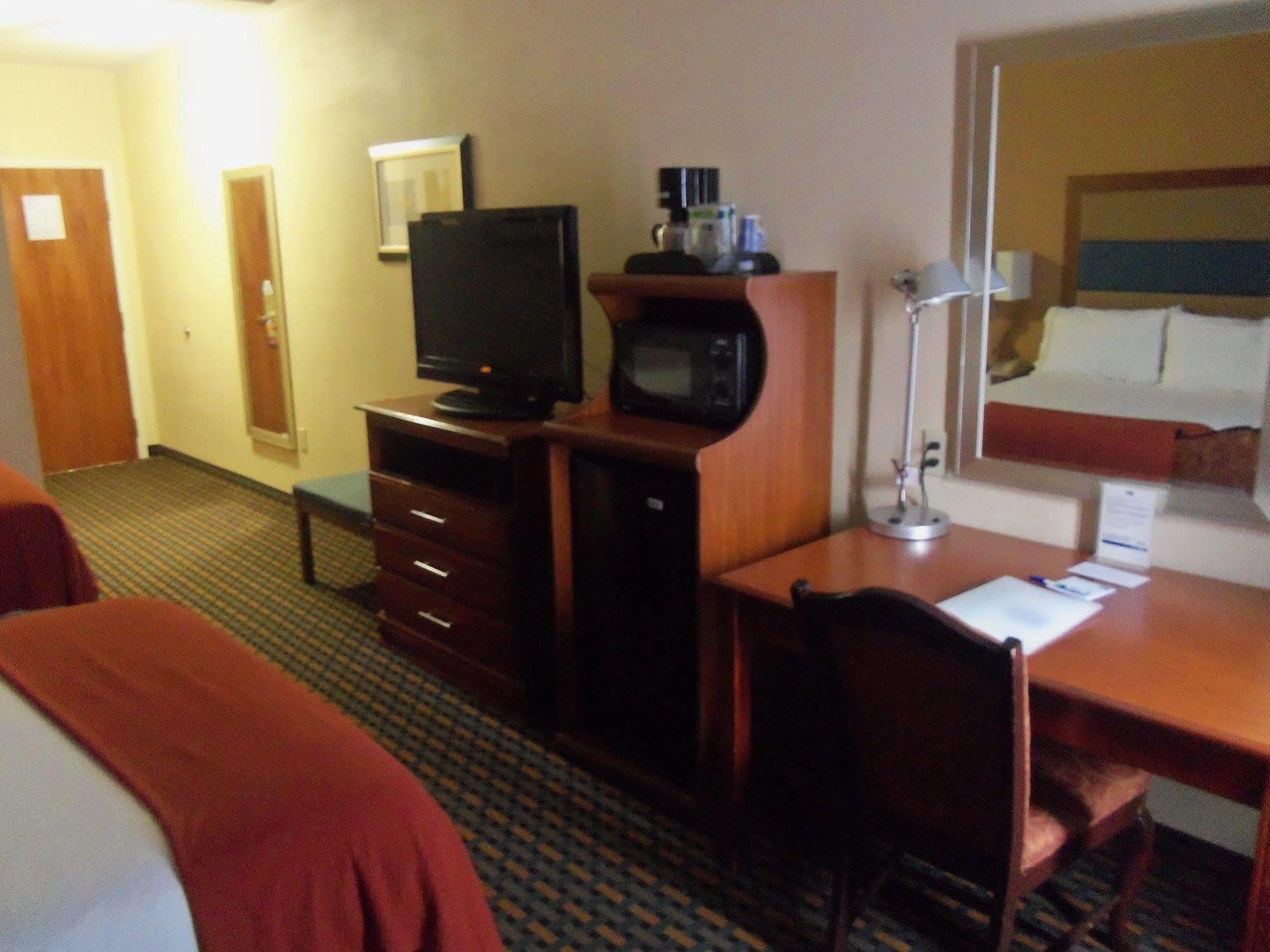 Holiday Inn Express Hotel & Suites Sanford By Ihg Luaran gambar