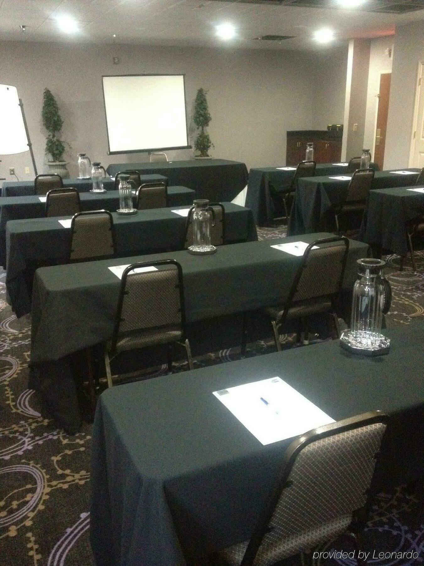 Holiday Inn Express Hotel & Suites Sanford By Ihg Luaran gambar